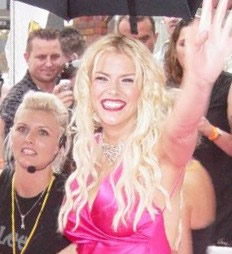 anna_nicole_smith1 Anna Nicole Smith at the MTV Video Music Awards. By Toby Forage.